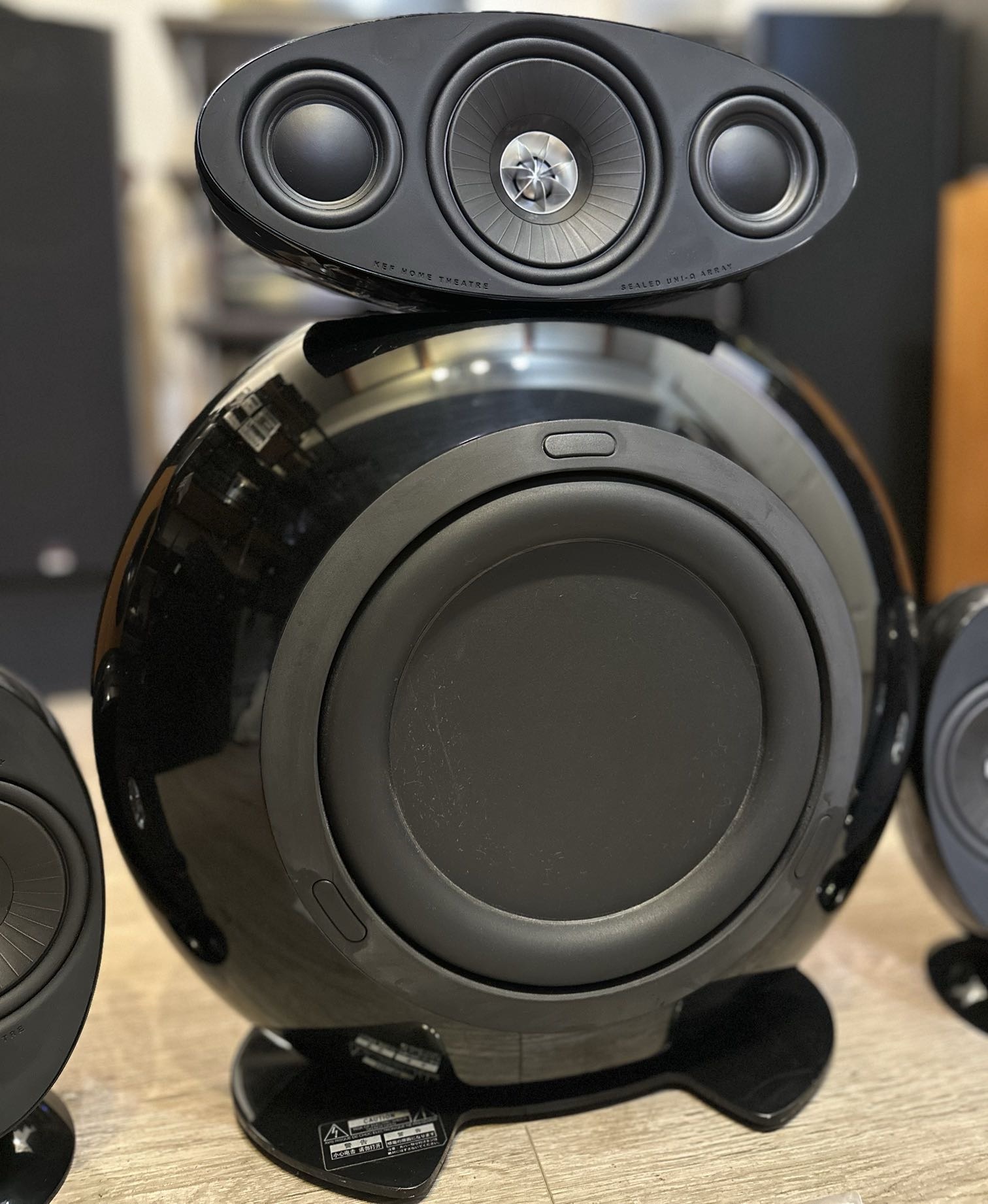 Parlantes 5.1 KEF 🇬🇧 - Imagen 2