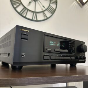 Receiver Estéreo Onkyo TX 8211