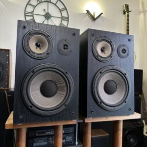Yamaha NS 635A Hechos en usa